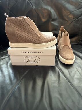 Steve Madden Taupe Suede Perforated Wedge Sneaker